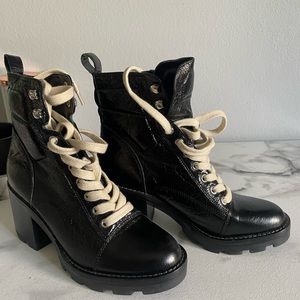 Brand new never been worn